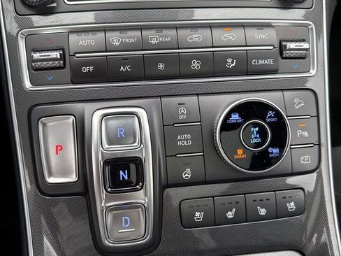 Certified 2023 Hyundai Santa Fe Calligraphy image 20