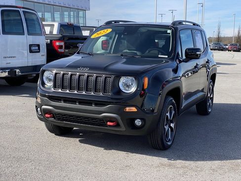 Used 2022 Jeep Renegade Trailhawk w/ Trailer Tow Group image 3