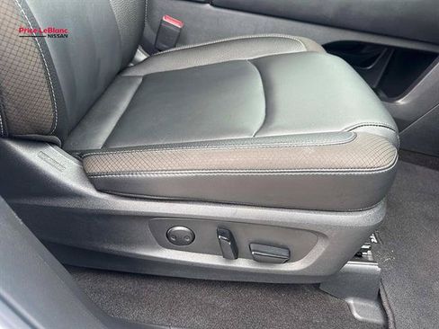 Certified 2025 Nissan Pathfinder SL AWD/4WD image 11