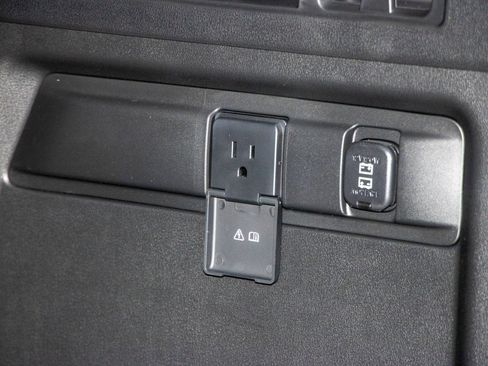 New 2025 MAZDA CX-70 Plug-In Hybrid w/ Premium Plus image 19