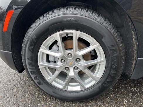 Used 2022 Chevrolet Equinox LT image 36