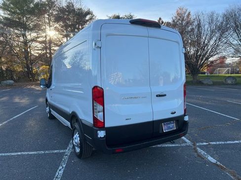 Used 2023 Ford Transit 250 Medium Roof AWD w/ Load Area Protection Package image 8