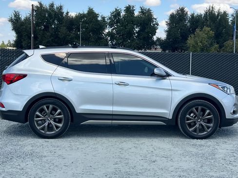 Used 2018 Hyundai Santa Fe Sport w/ 2.0T Ultimate Tech Package 05 FWD image 9