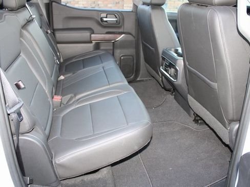 Used 2019 GMC Sierra 1500 SLT image 17