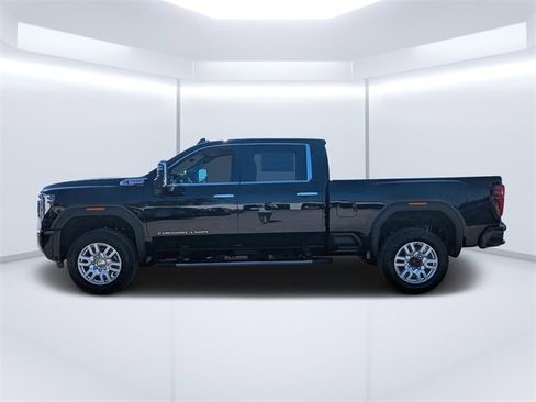 New 2026 GMC Sierra 3500 Denali w/ Denali Reserve Package image 6