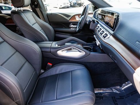 New 2026 Mercedes-Benz GLE 450 4MATIC Coupe image 17