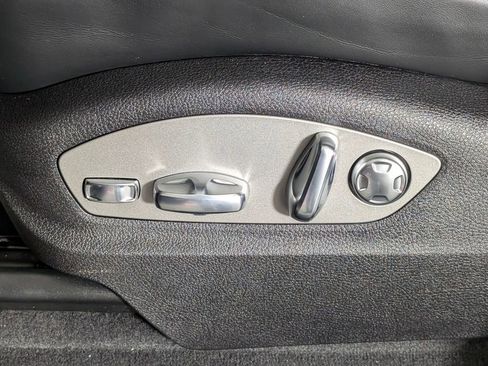 New 2026 Porsche Macan image 29