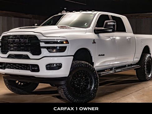 Used 2026 RAM 2500 Laramie w/ Night Edition AWD/4WD image 5