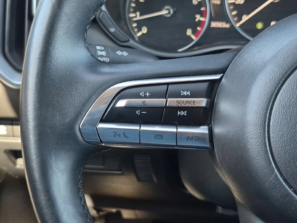Used 2025 MAZDA CX-50 AWD 2.5 S w/ Premium Package image 21