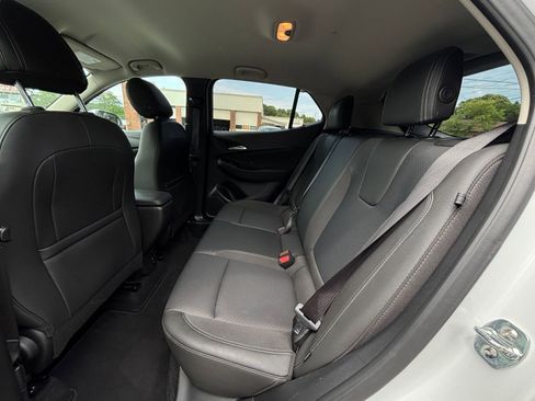 Used 2025 Buick Encore GX Preferred FWD image 26