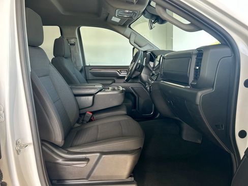 Used 2025 Chevrolet Silverado 2500 LT w/ Convenience Package AWD/4WD image 29