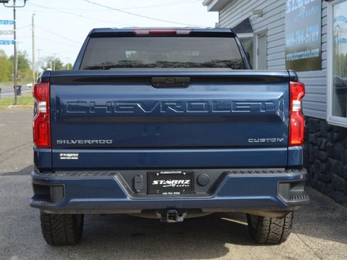 Used 2021 Chevrolet Silverado 1500 Custom image 4