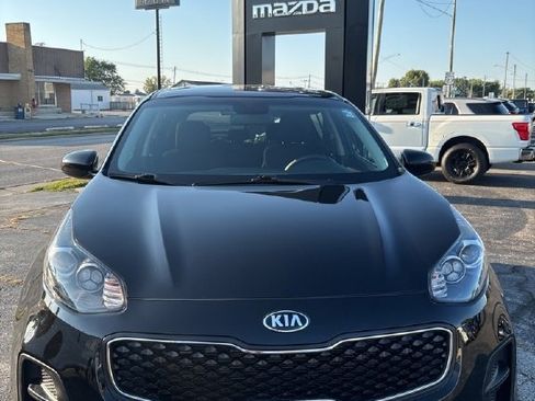 Used 2019 Kia Sportage LX image 6