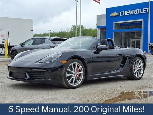 Used 2022 Porsche 718 Boxster S image 3