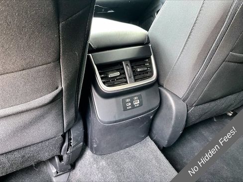Used 2023 Subaru Outback Premium AWD/4WD image 27