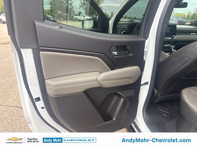 New 2026 Chevrolet Colorado ZR2 w/ Technology Package AWD/4WD image 23