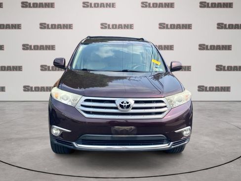 Used 2013 Toyota Highlander SE AWD/4WD image 2