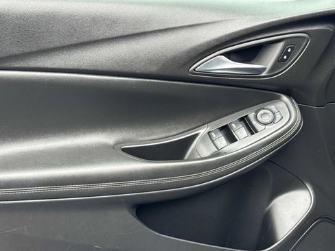 Used 2025 Buick Encore GX Preferred image 20