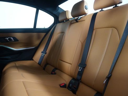 Certified 2025 BMW 330i Sedan image 16