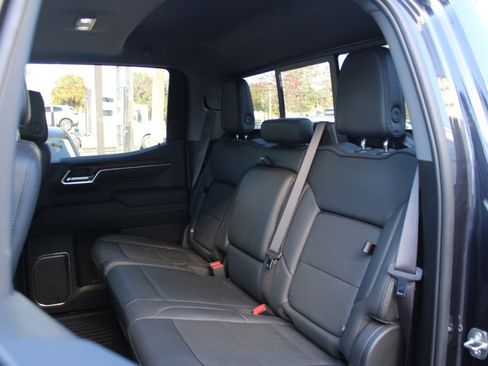 Used 2024 GMC Sierra 1500 Denali image 37