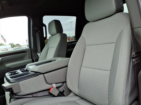 New 2026 GMC Sierra 2500 SLE w/ SLE Value Package; image 11