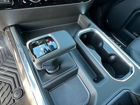 New 2026 Chevrolet Silverado 1500 LTZ w/ LTZ Premium Package image 24