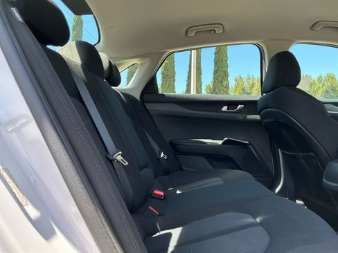 Used 2024 Kia K5 LXS FWD image 19
