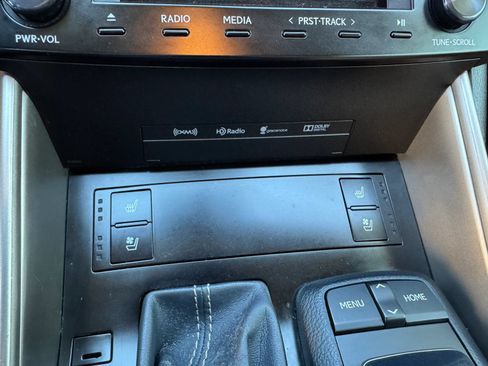 Used 2014 Lexus IS 350 w/ Navigation Package RWD image 22