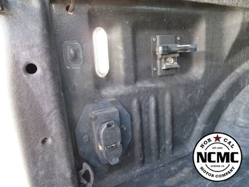 Used 2021 Ford F350 Lariat w/ Tremor Off-Road Package AWD/4WD image 19