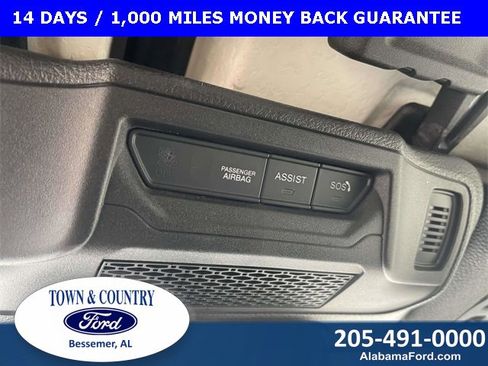 Used 2025 Jeep Wrangler Sahara image 30