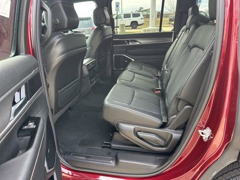 New 2026 Jeep Grand Wagoneer Limited AWD/4WD image 23