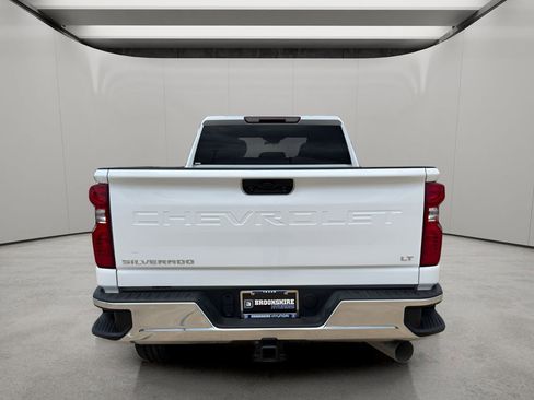 Used 2025 Chevrolet Silverado 2500 LT w/ Convenience Package AWD/4WD image 5