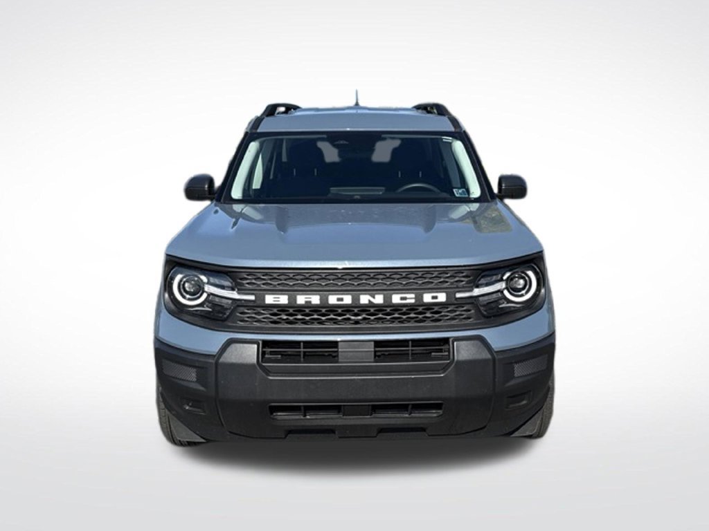 Used 2023 Ford Bronco Sport Outer Banks w/ Tech Package AWD/4WD image 2