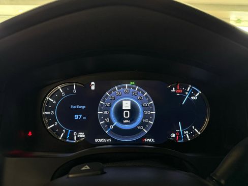 Used 2018 Cadillac Escalade Luxury AWD/4WD image 22