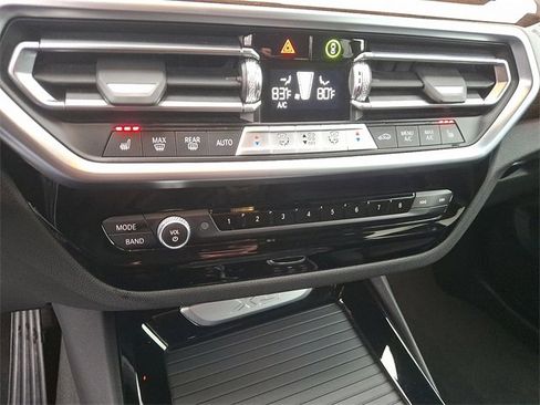 Used 2024 BMW X3 xDrive30i image 15