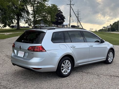 Used 2015 Volkswagen Golf S FWD image 5