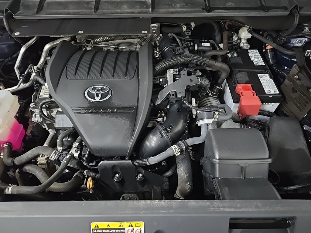 Used 2024 Toyota Highlander Platinum AWD/4WD image 13