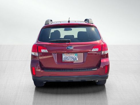 Used 2011 Subaru Outback 3.6R Premium AWD/4WD image 5