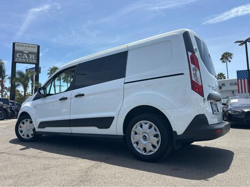 Used 2016 Ford Transit Connect XLT FWD image 3