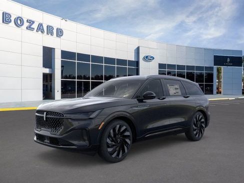 New 2026 Lincoln Nautilus Reserve w/ Jet Appearance Package image 1