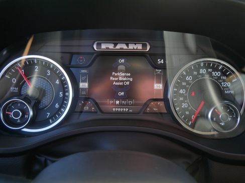 Used 2022 RAM 1500 Laramie AWD/4WD image 36