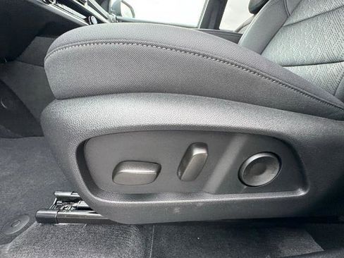 New 2026 Chevrolet Equinox LT w/ Convenience Package II image 15