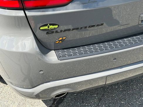 Used 2023 Dodge Durango R/T w/ Hemi Orange Plus Package AWD/4WD image 12