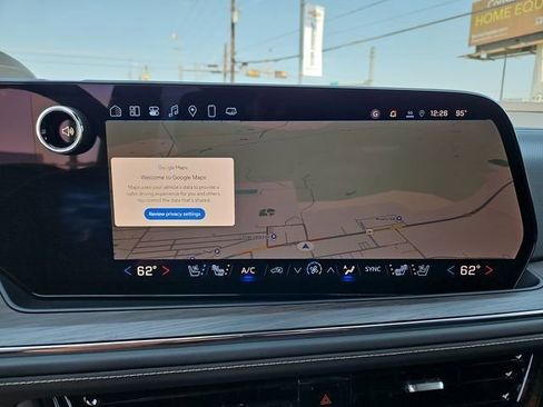 New 2025 Chevrolet Suburban Premier image 12