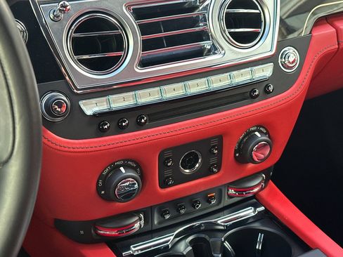 Certified 2017 Rolls-Royce Wraith image 22