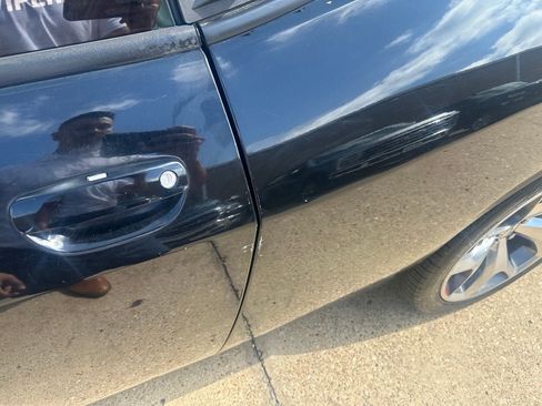 Used 2016 Dodge Challenger SXT Plus RWD image 4