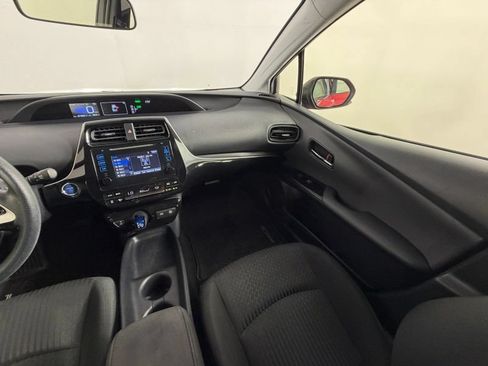 Used 2016 Toyota Prius Two FWD image 21