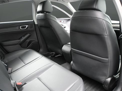 Certified 2024 Acura Integra FWD image 18