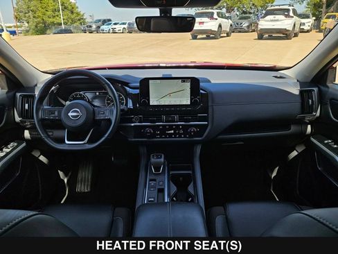 Used 2023 Nissan Pathfinder SL w/ Black Appearance Package FWD image 21
