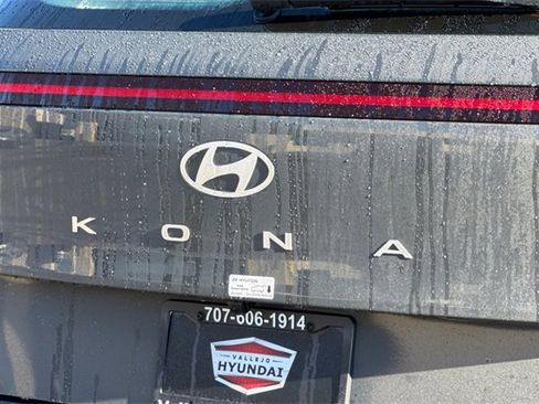 New 2026 Hyundai Kona SE image 9